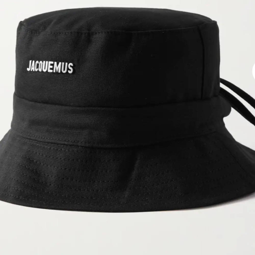 JACQUEMUS
Le Bob embellished cotton-canvas bucket hat NWOT